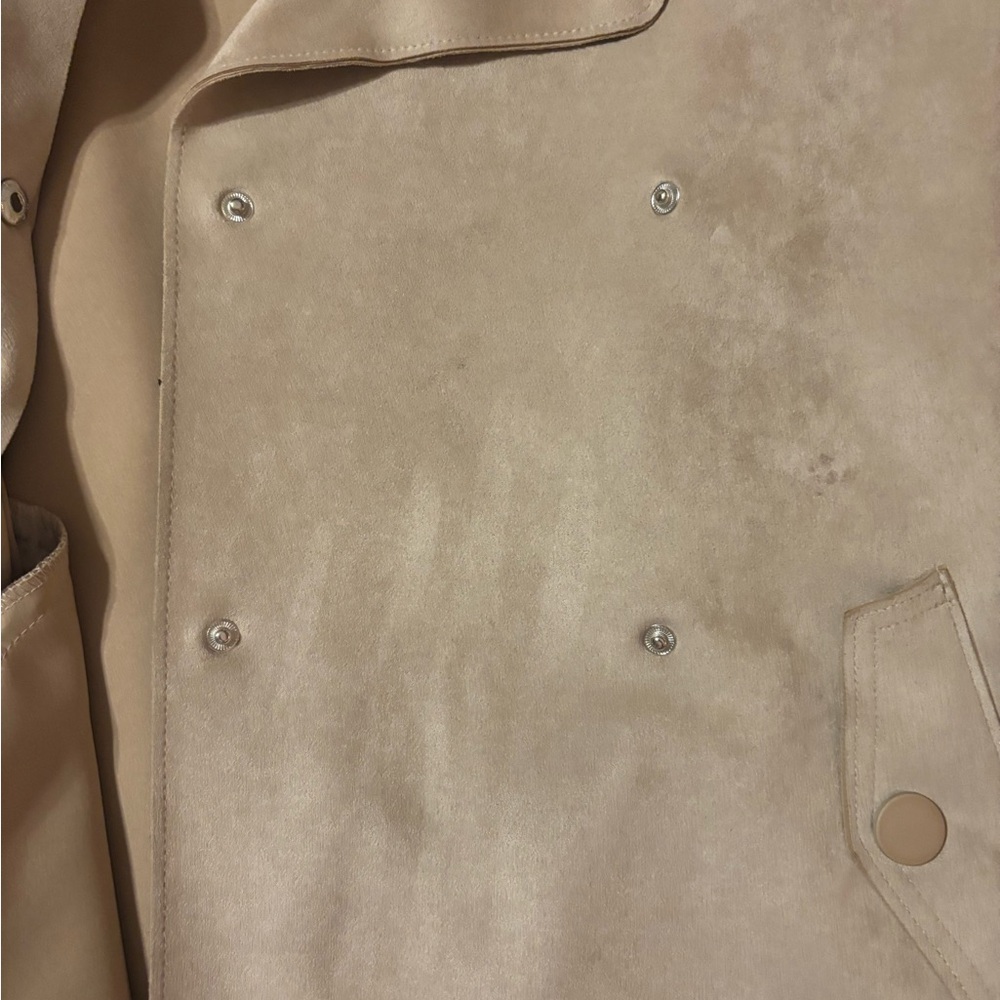 Light Jacket ! - Picture 11 of 14